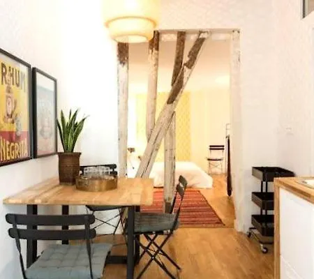 בית נופש Vacation Home With Parking קליארי
