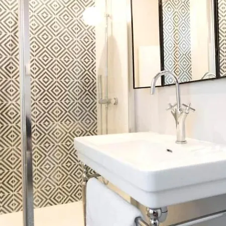 בית נופש Vacation Home With Parking